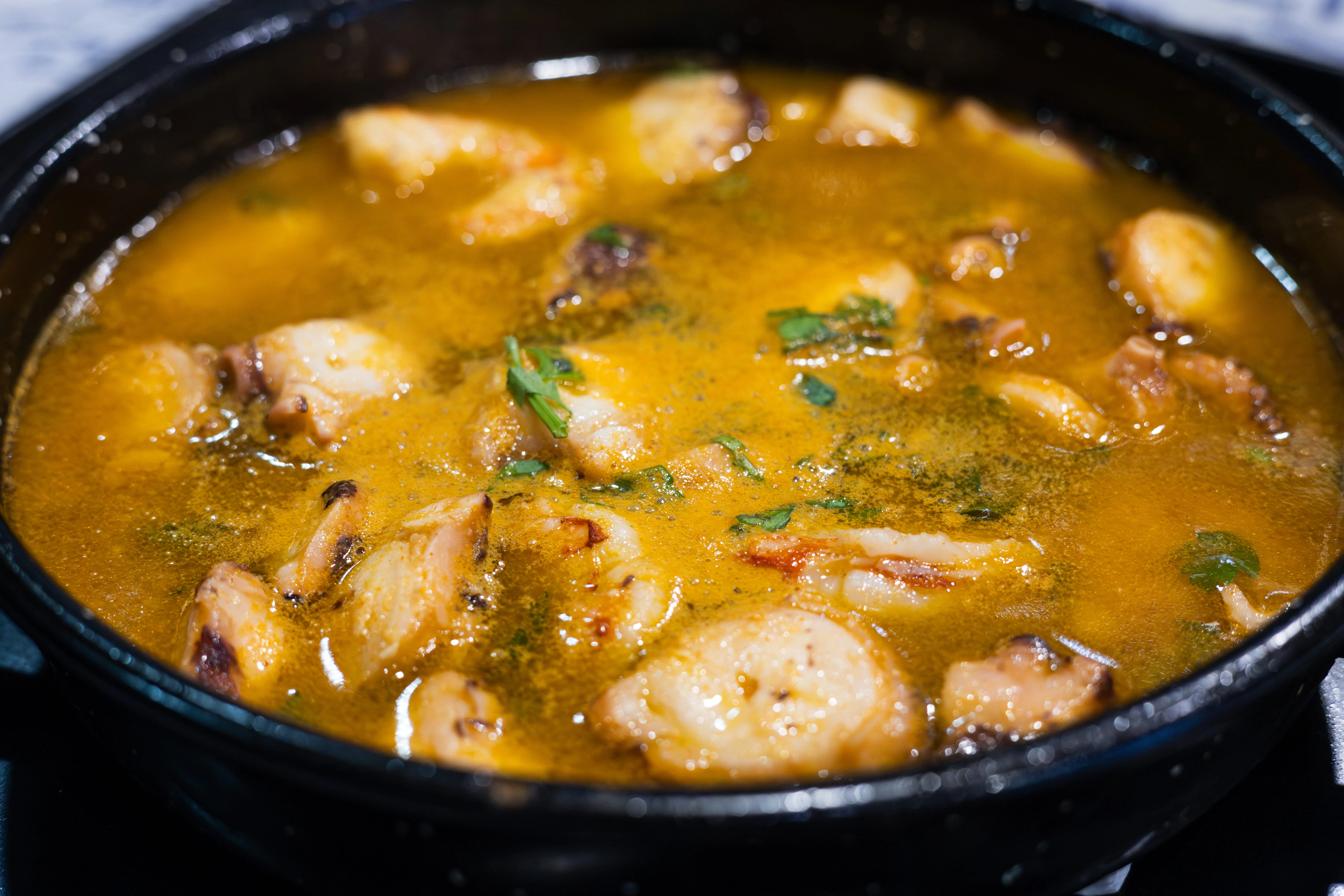 Cazuela de pulpo y langostinos